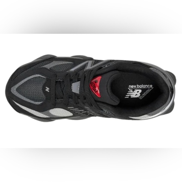 New Balance Black and White Athletic Shoes - Picture 6 of 8